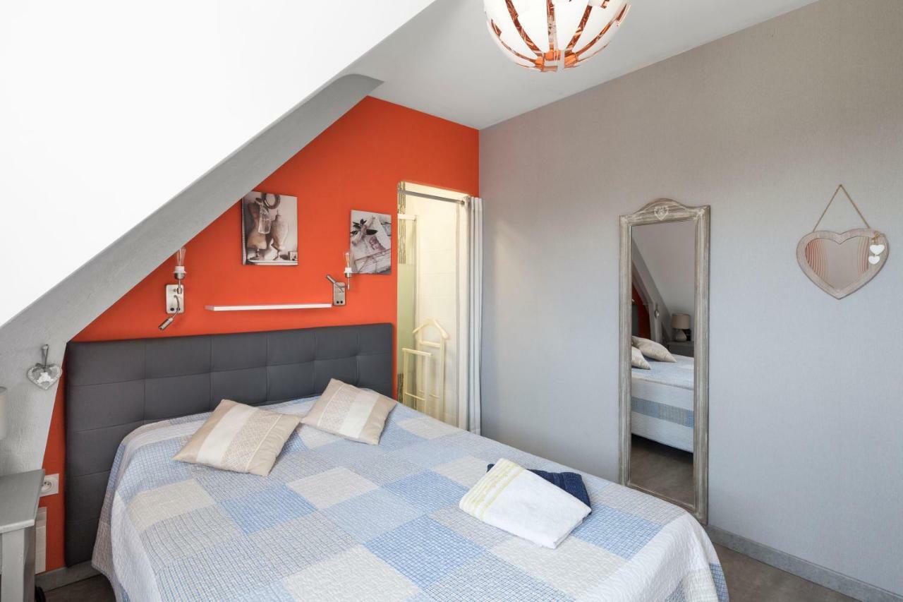 Chez Marie Et Jean Francois Bed and Breakfast Dol-de-Bretagne Εξωτερικό φωτογραφία